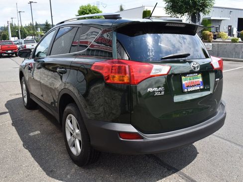 Used 2013 Toyota RAV4 XLE AWD/4WD image 7