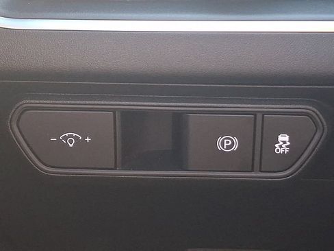 Certified 2025 Kia K4 FWD image 24