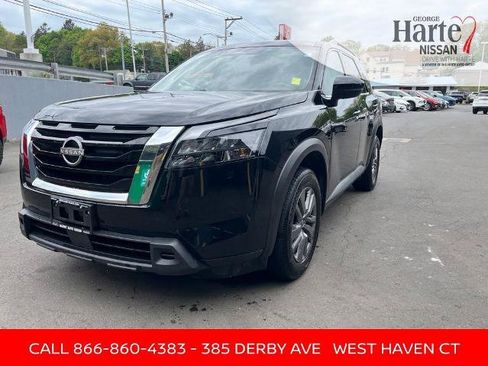 Certified 2025 Nissan Pathfinder SV AWD/4WD image 1