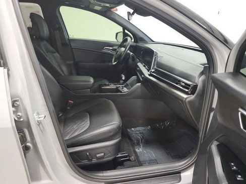 Used 2025 Kia Sportage X-Pro Prestige AWD/4WD image 17
