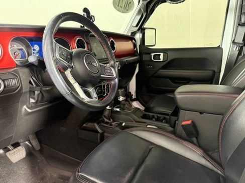 Used 2021 Jeep Wrangler Unlimited Rubicon w/ Xtreme Recon 35" Tire Package AWD/4WD image 16