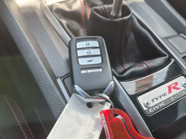 Used 2018 Honda Civic Type R image 36