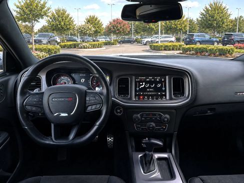 Used 2022 Dodge Charger Scat Pack RWD image 23