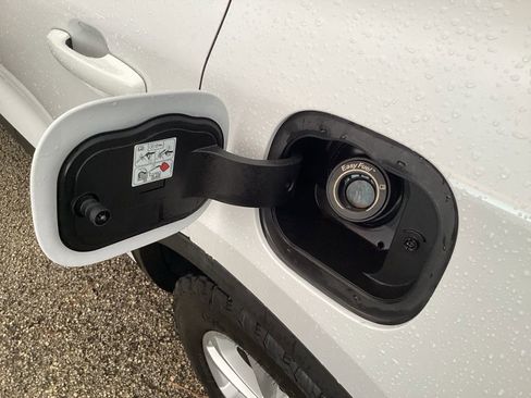 Used 2022 Ford Escape SE w/ Convenience Package image 14