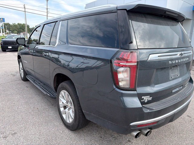 Used 2021 Chevrolet Suburban Premier w/ Premium Package AWD/4WD image 26