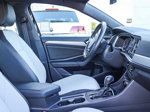 Used 2020 Volkswagen Jetta R-Line w/ R-Line Cold Weather Package image 17