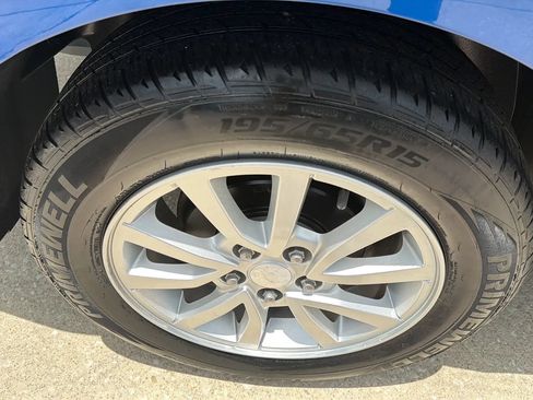 Used 2018 Chevrolet Sonic LT w/ Convenience Package FWD image 18