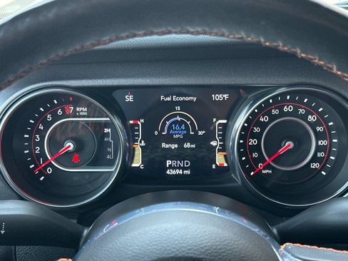 Used 2021 Jeep Gladiator Mojave AWD/4WD image 22