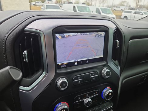 Used 2019 GMC Sierra 1500 SLT w/ SLT Premium Plus Package image 17