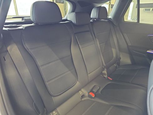 New 2026 Mercedes-Benz GLC 300 image 12