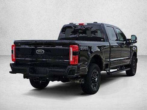 Used 2026 Ford F250 XLT w/ XLT Premium Package AWD/4WD image 5