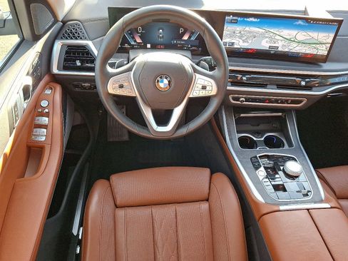 Certified 2023 BMW X7 xDrive40i w/ Executive Package image 13