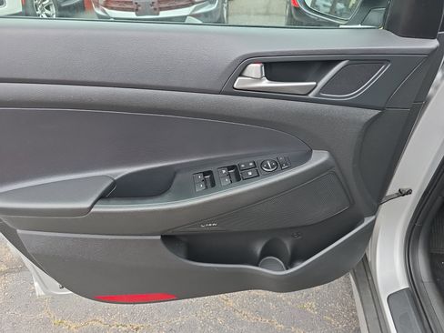 Used 2018 Hyundai Tucson SEL Plus w/ Cargo Package AWD/4WD image 15