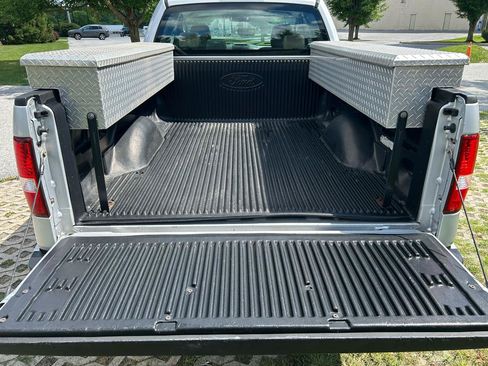 Used 2006 Ford F150 STX AWD/4WD image 18