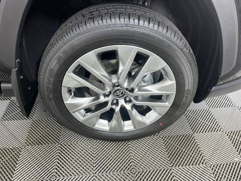 Certified 2025 Toyota RAV4 XLE Premium image 25