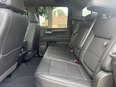 Used 2025 GMC Sierra 2500 Denali AWD/4WD image 13
