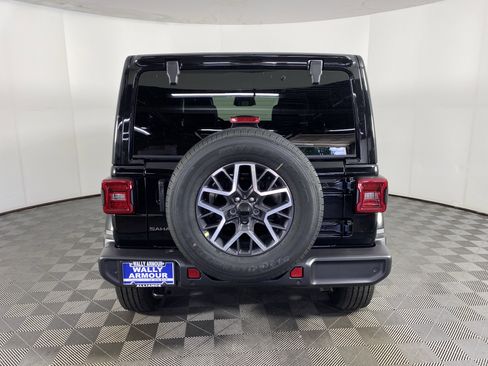 New 2026 Jeep Wrangler Sahara image 9