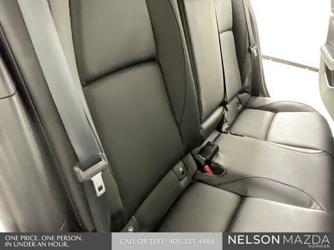 Certified 2025 MAZDA MAZDA3 s image 29