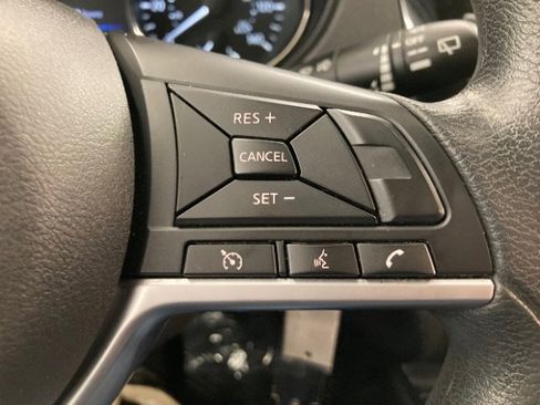 Used 2019 Nissan Rogue Sport S image 23