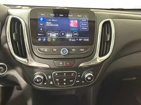 Used 2023 Chevrolet Equinox LT AWD/4WD image 24