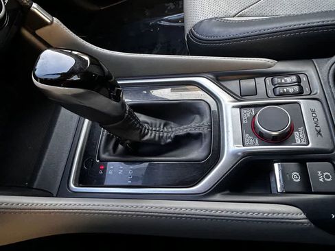 Used 2019 Subaru Forester Limited AWD/4WD image 19