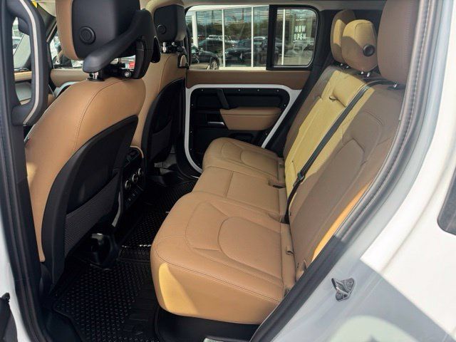 Used 2025 Land Rover Defender 110 S AWD/4WD image 35
