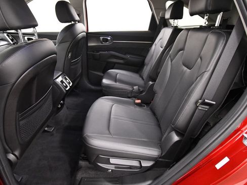 Certified 2023 Kia Sorento SX AWD/4WD image 15
