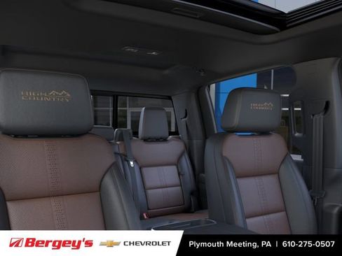 New 2026 Chevrolet Silverado 1500 High Country w/ High Country Premium Package AWD/4WD image 22