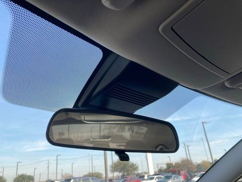 Used 2025 Nissan Altima 2.5 SV image 26