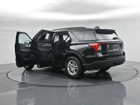 New 2026 Ford Explorer Active image 25