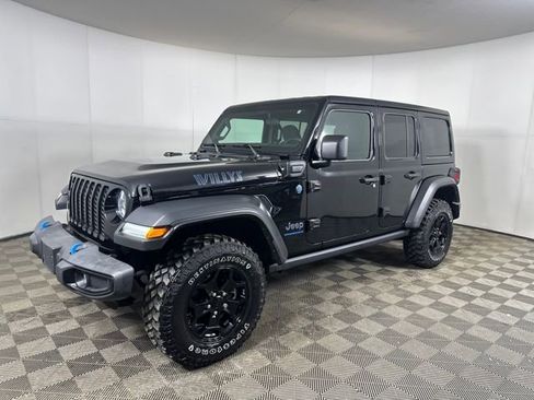 Used 2023 Jeep Wrangler Unlimited w/ Cold Weather Group image 7