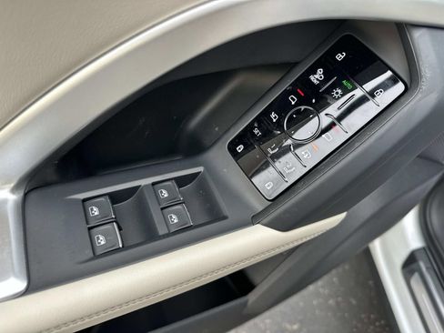 New 2025 Audi Q5 Prestige image 13