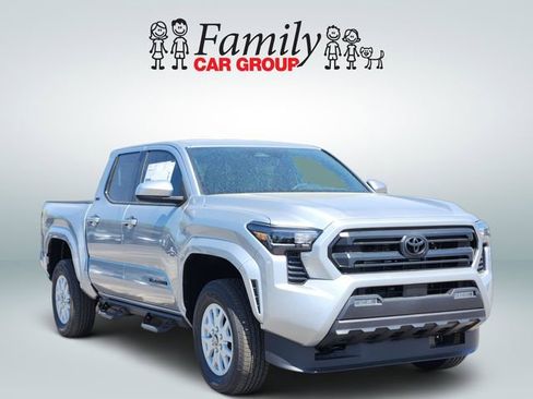 New 2026 Toyota Tacoma SR5 image 2