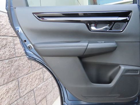 Used 2023 Honda CR-V EX-L image 25