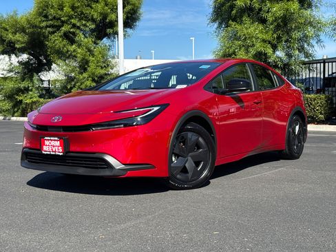 Certified 2026 Toyota Prius LE FWD image 2
