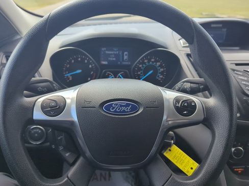 Used 2015 Ford Escape SE image 14