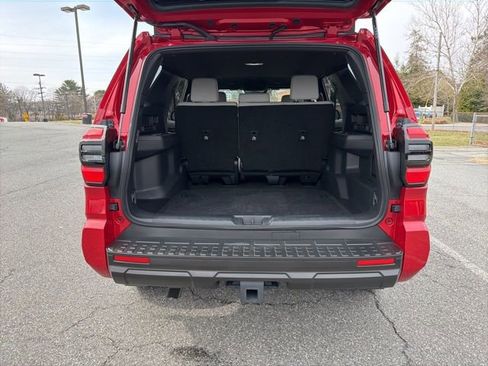 Used 2025 Toyota 4Runner SR5 image 8