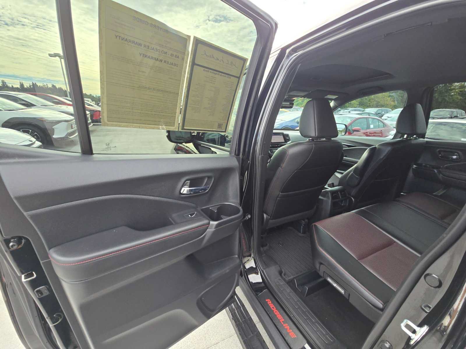 Used 2023 Honda Ridgeline Black Edition image 15