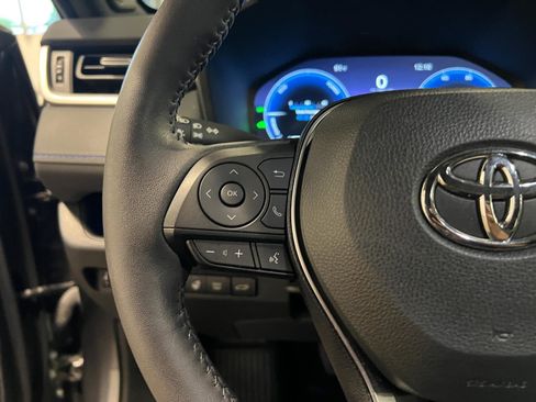 Used 2023 Toyota RAV4 XSE AWD/4WD image 13