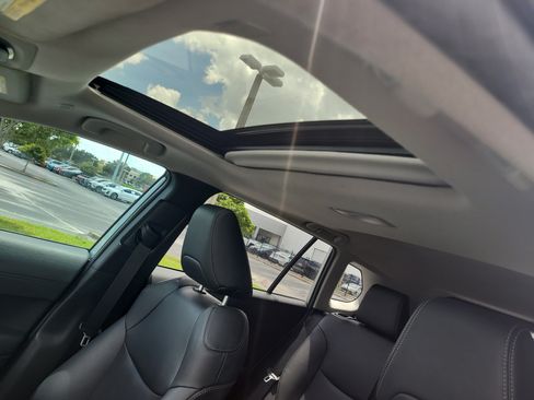 Certified 2023 Toyota Corolla Cross XLE w/ Convenience Package FWD image 23