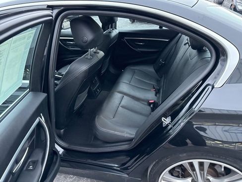 Used 2017 BMW 330i xDrive Sedan image 18