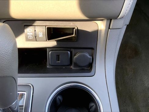 Used 2017 Chevrolet Traverse LS image 30