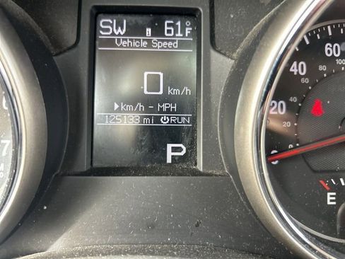 Used 2012 Jeep Grand Cherokee Limited image 11