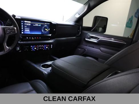 Used 2024 Chevrolet Silverado 3500 LTZ w/ LTZ Plus Package AWD/4WD image 15