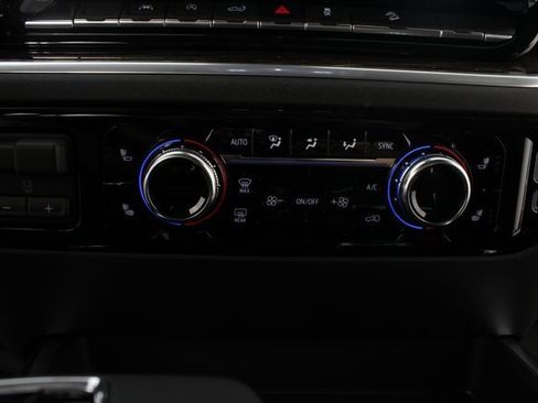 New 2026 GMC Sierra 1500 Elevation image 6