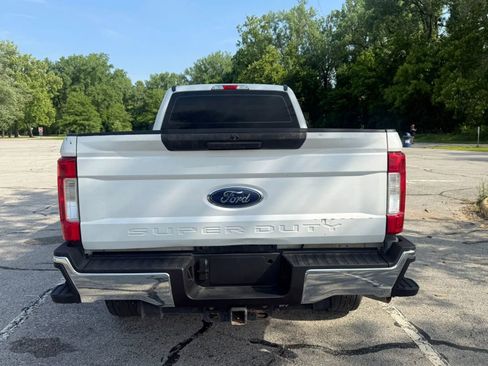 Used 2018 Ford F250 XL w/ Power Equipment Group AWD/4WD image 6