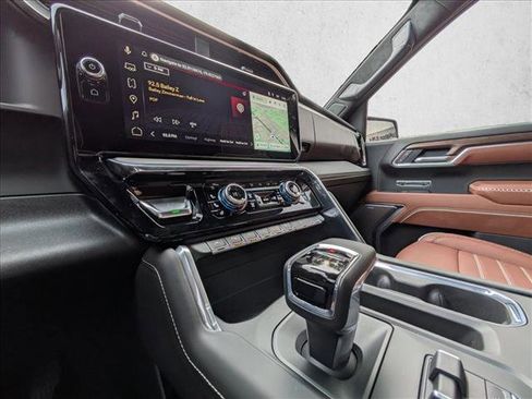 Used 2026 GMC Sierra 1500 Denali Ultimate image 4