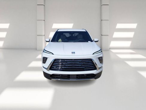 New 2026 Buick Enclave Preferred w/ Power Package image 2