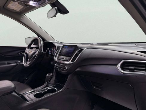 Used 2019 Chevrolet Equinox LT w/ Sun & Navigation Package AWD/4WD image 20