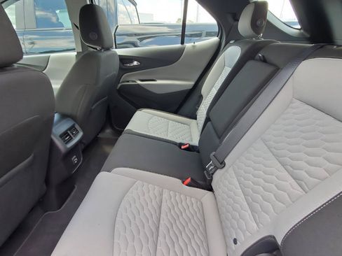 Used 2019 Chevrolet Equinox LS AWD/4WD image 5